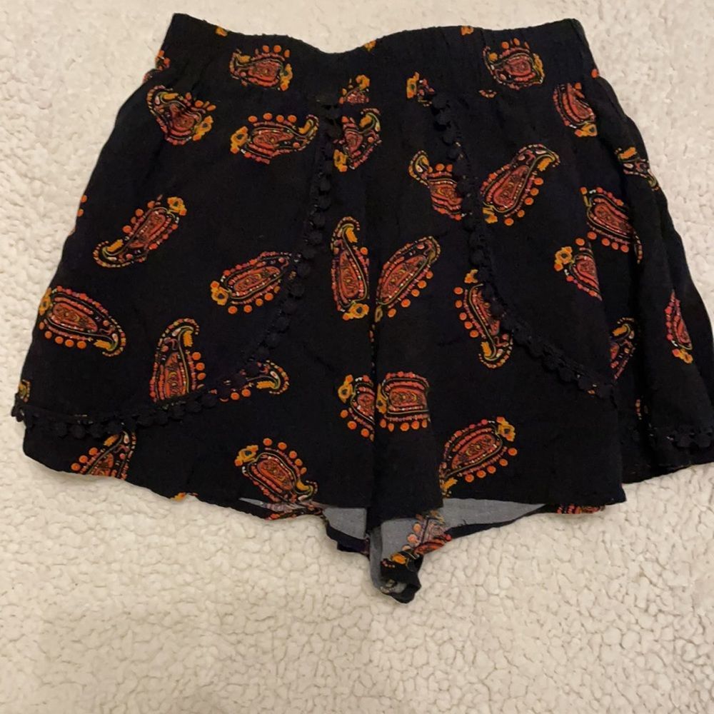 American RagCie flowy shorts